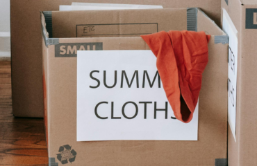 Storing Your Summer Wardrobe in Climate-Controlled Self-Storage: A Florida Guide